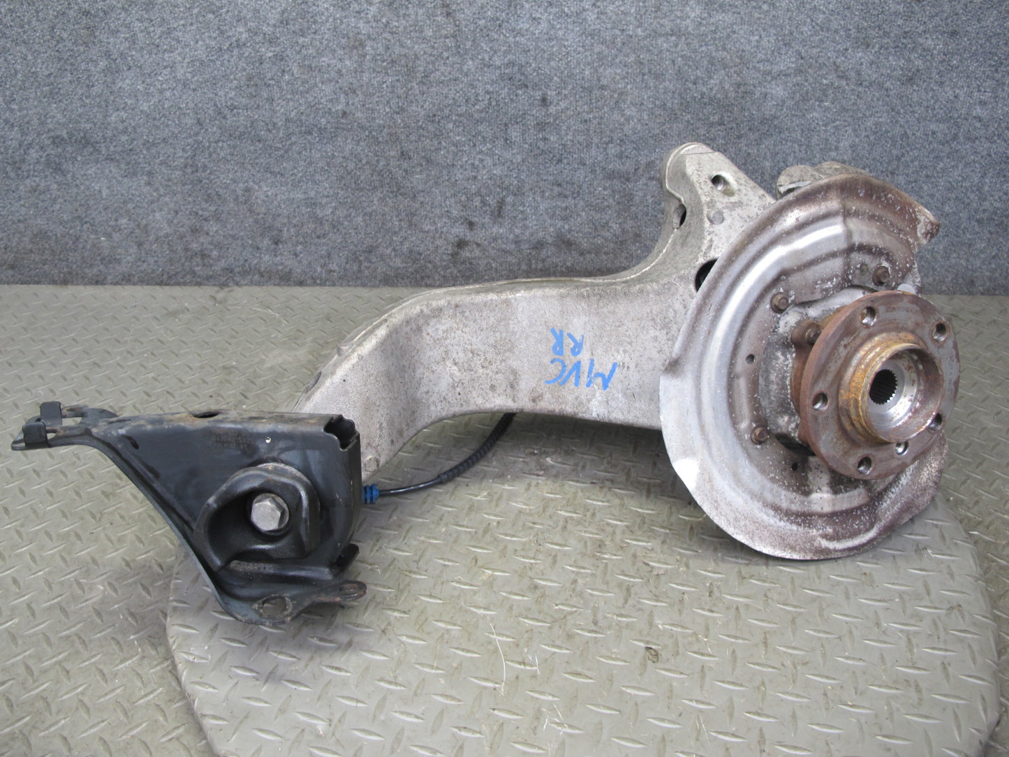 11-15 Mini Cooper R60 R61 AWD Rear Right Knuckle Wheel Hub Trailing Arm OEM
