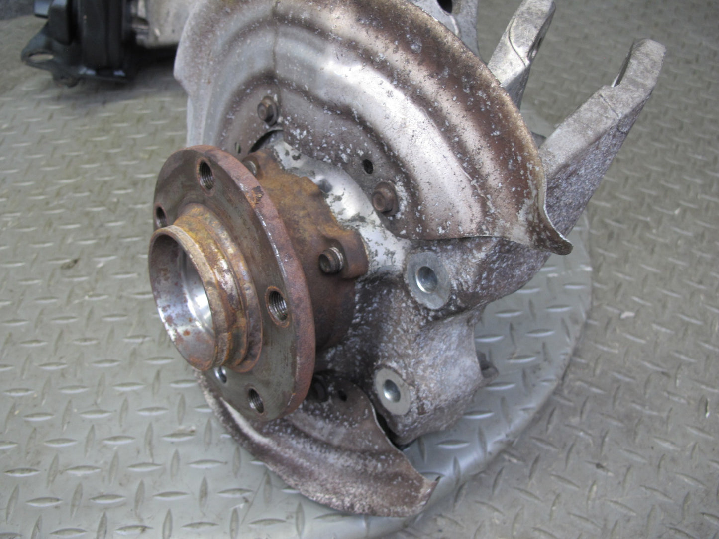 11-15 Mini Cooper R60 R61 AWD Rear Right Knuckle Wheel Hub Trailing Arm OEM
