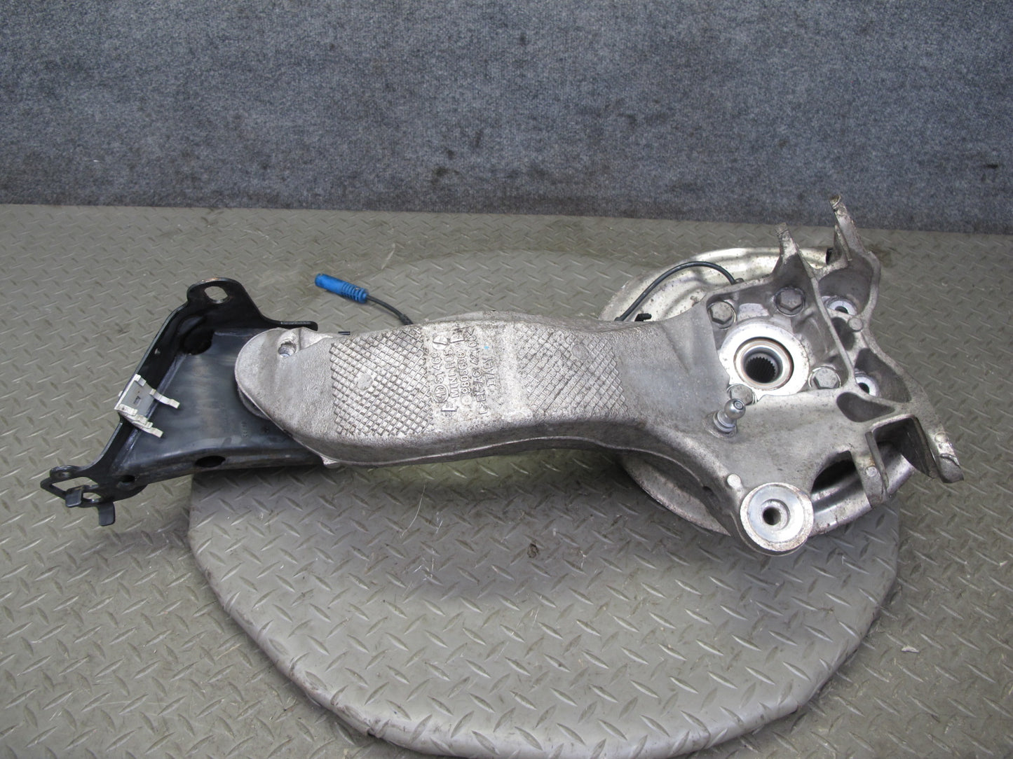 11-15 Mini Cooper R60 R61 AWD Rear Right Knuckle Wheel Hub Trailing Arm OEM
