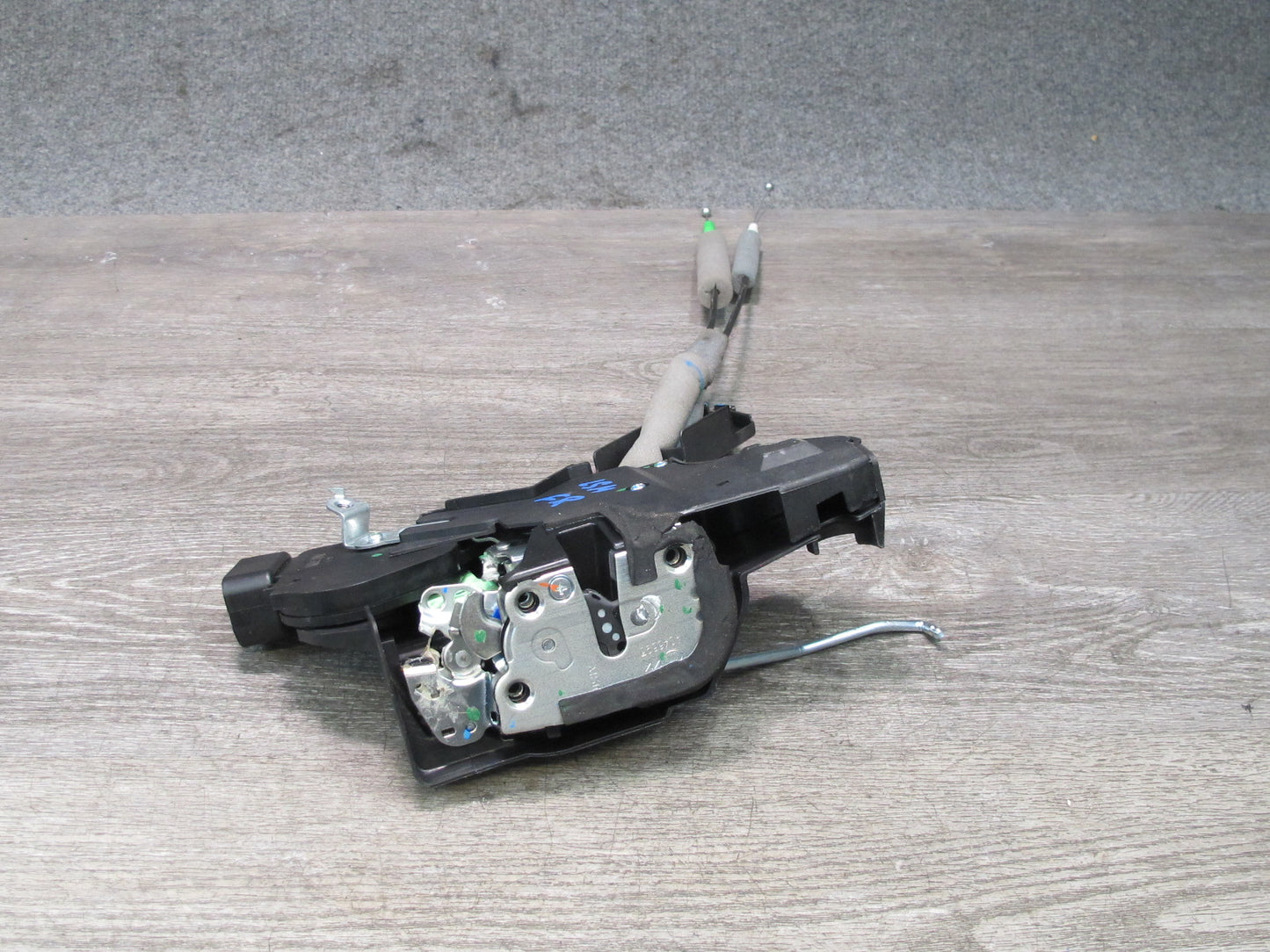 02-06 Lexus UCF30L LS430 Front Right Door Lock Latch Actuator NO Soft Close OEM