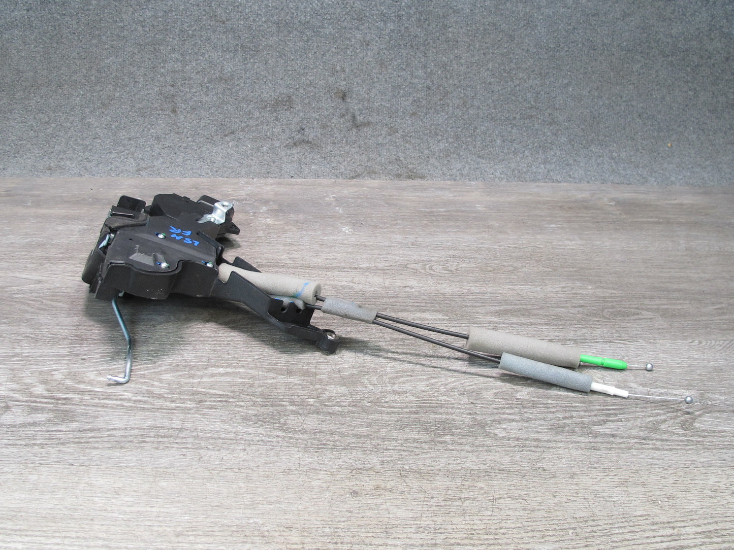 02-06 Lexus UCF30L LS430 Front Right Door Lock Latch Actuator NO Soft Close OEM