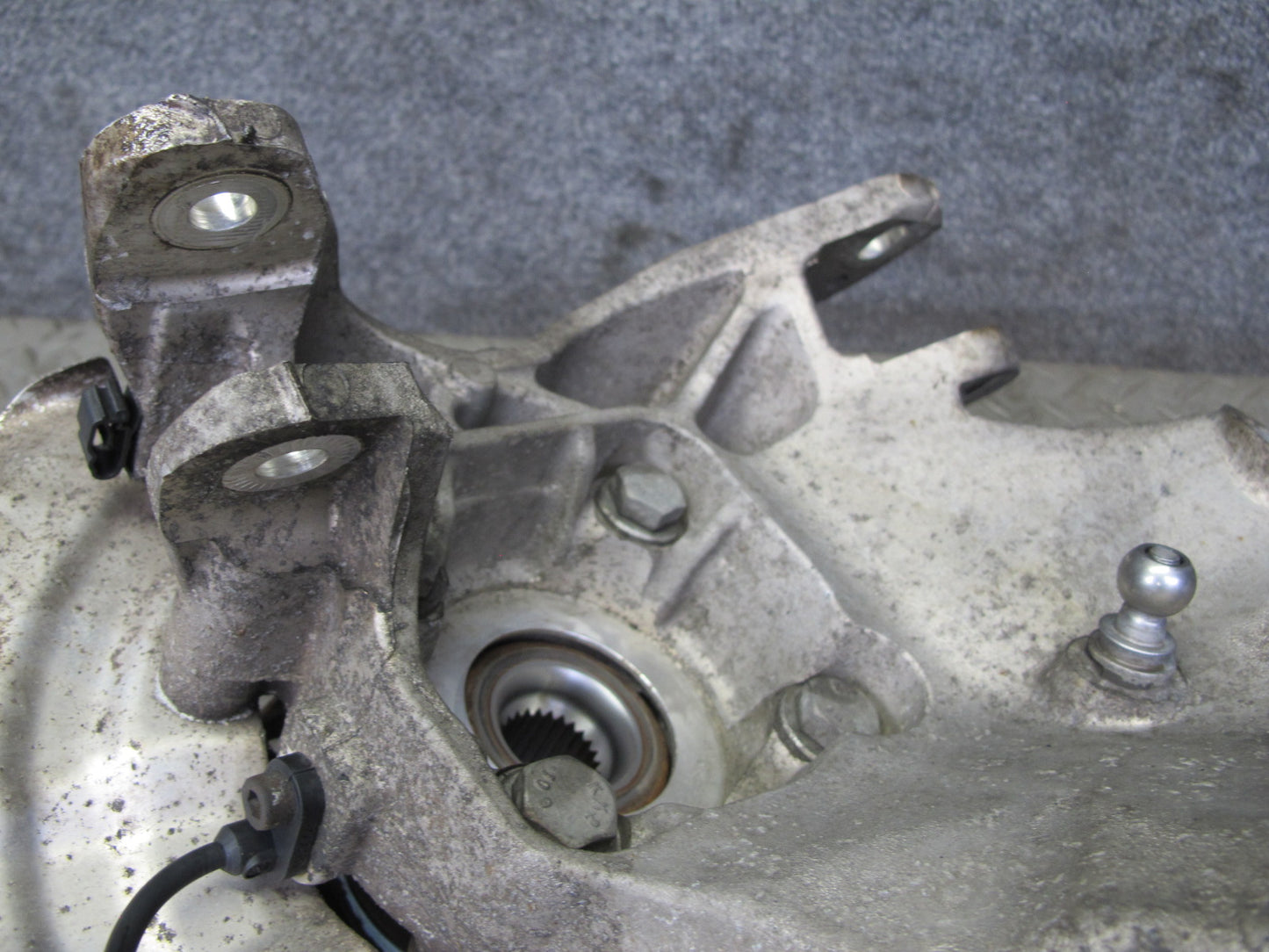 11-15 Mini Cooper R60 R61 AWD Rear Right Knuckle Wheel Hub Trailing Arm OEM
