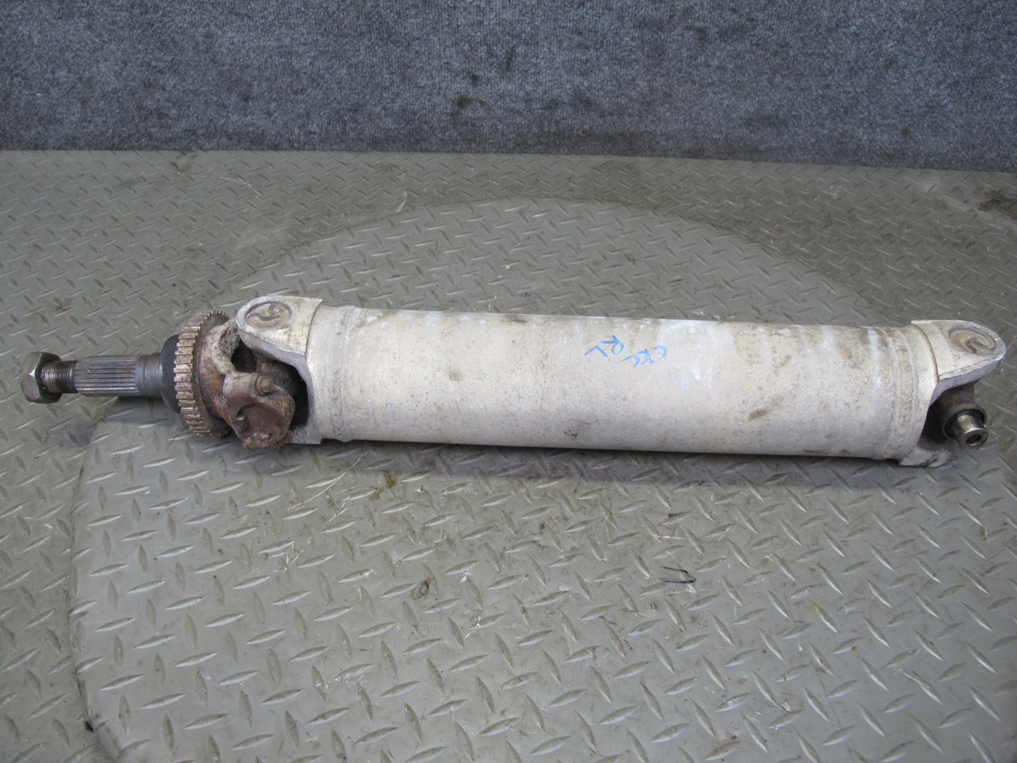 84-96 Chevrolet Corvette C4 A/T Rear Left or Right Half Axle Shaft OEM