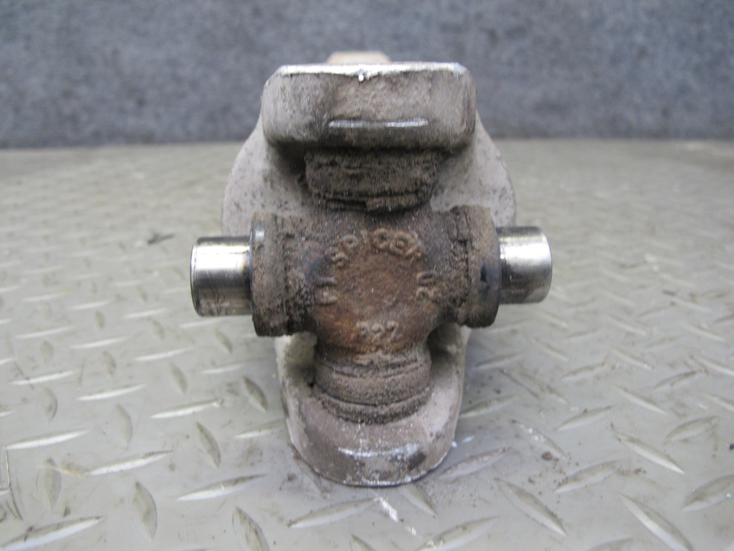 84-96 Chevrolet Corvette C4 A/T Rear Left or Right Half Axle Shaft OEM