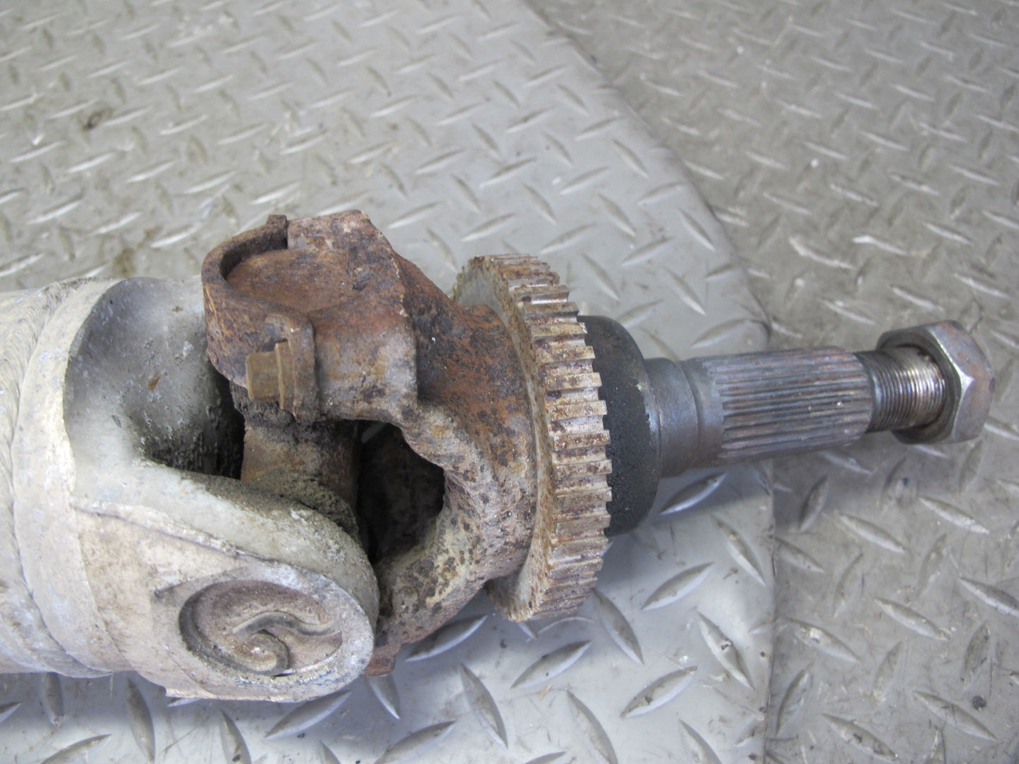 84-96 Chevrolet Corvette C4 A/T Rear Left or Right Half Axle Shaft OEM