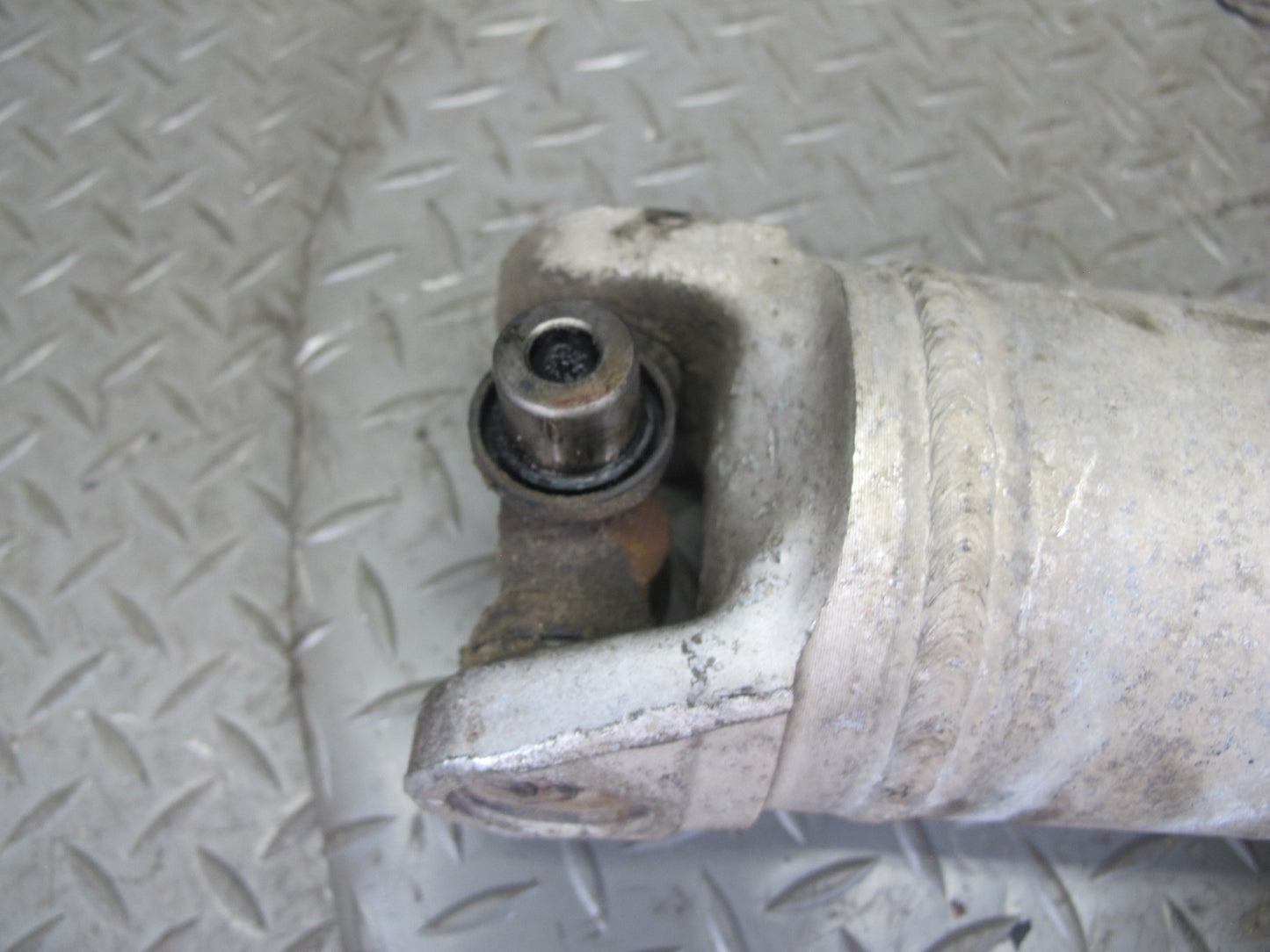 84-96 Chevrolet Corvette C4 A/T Rear Left or Right Half Axle Shaft OEM