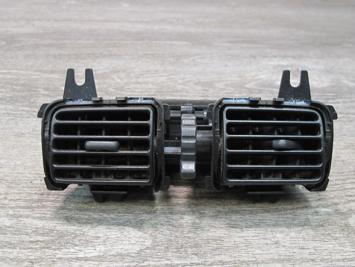 2014-2020 Infiniti QX60 Rear Center Console Air Vent Grille
