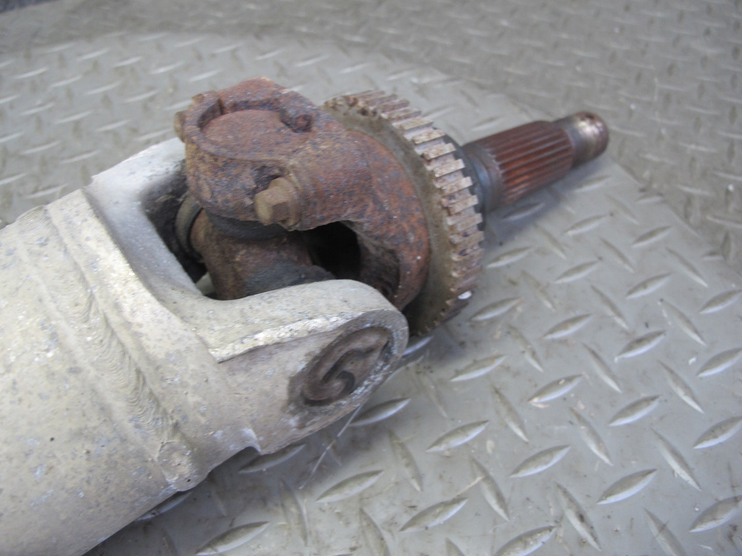 84-96 Chevrolet Corvette C4 A/T Rear Left or Right Half Axle Shaft OEM