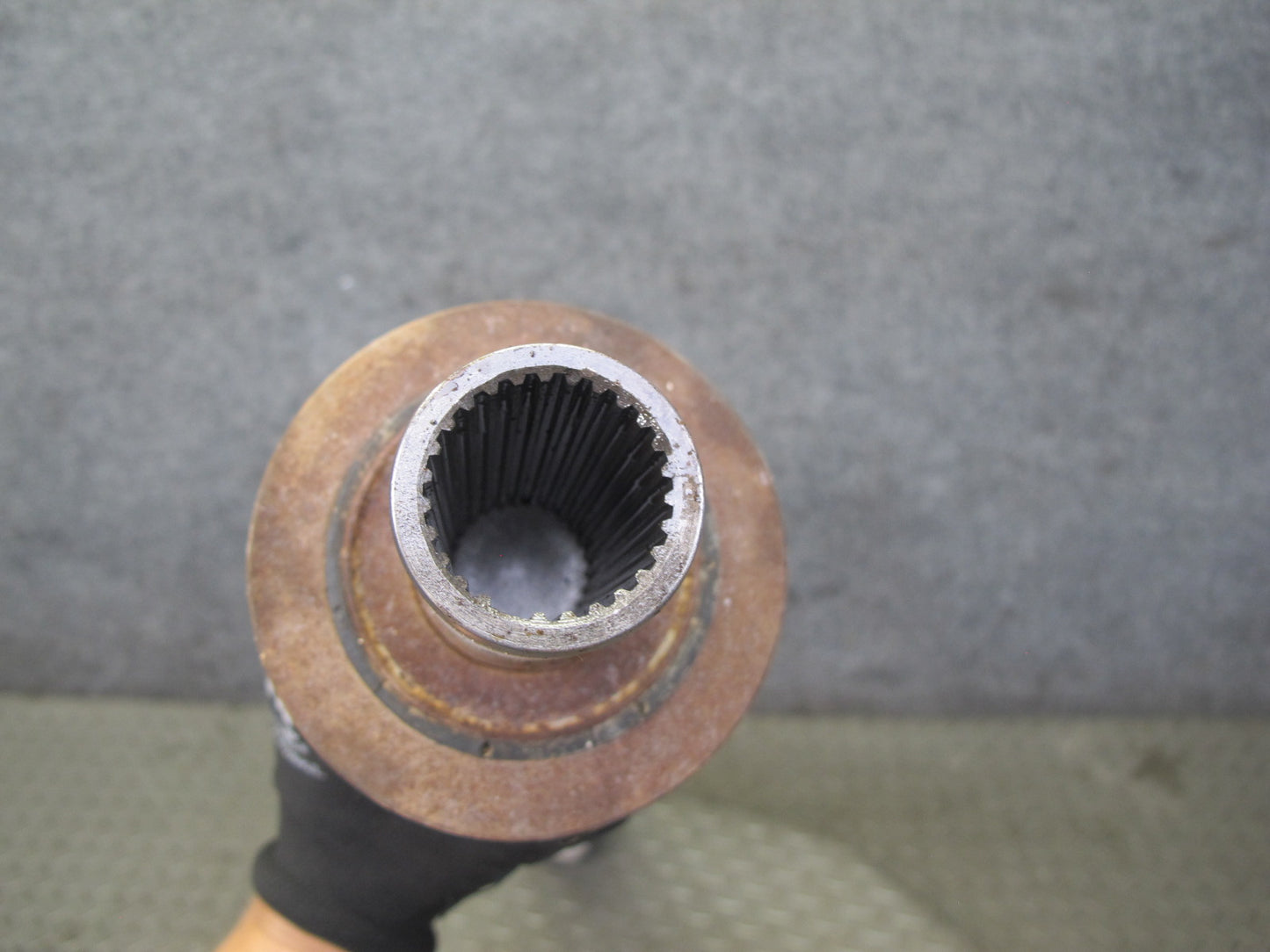 84-96 Chevrolet Corvette C4 A/T Rear Driveshaft Drive Shaft 10054289 OEM