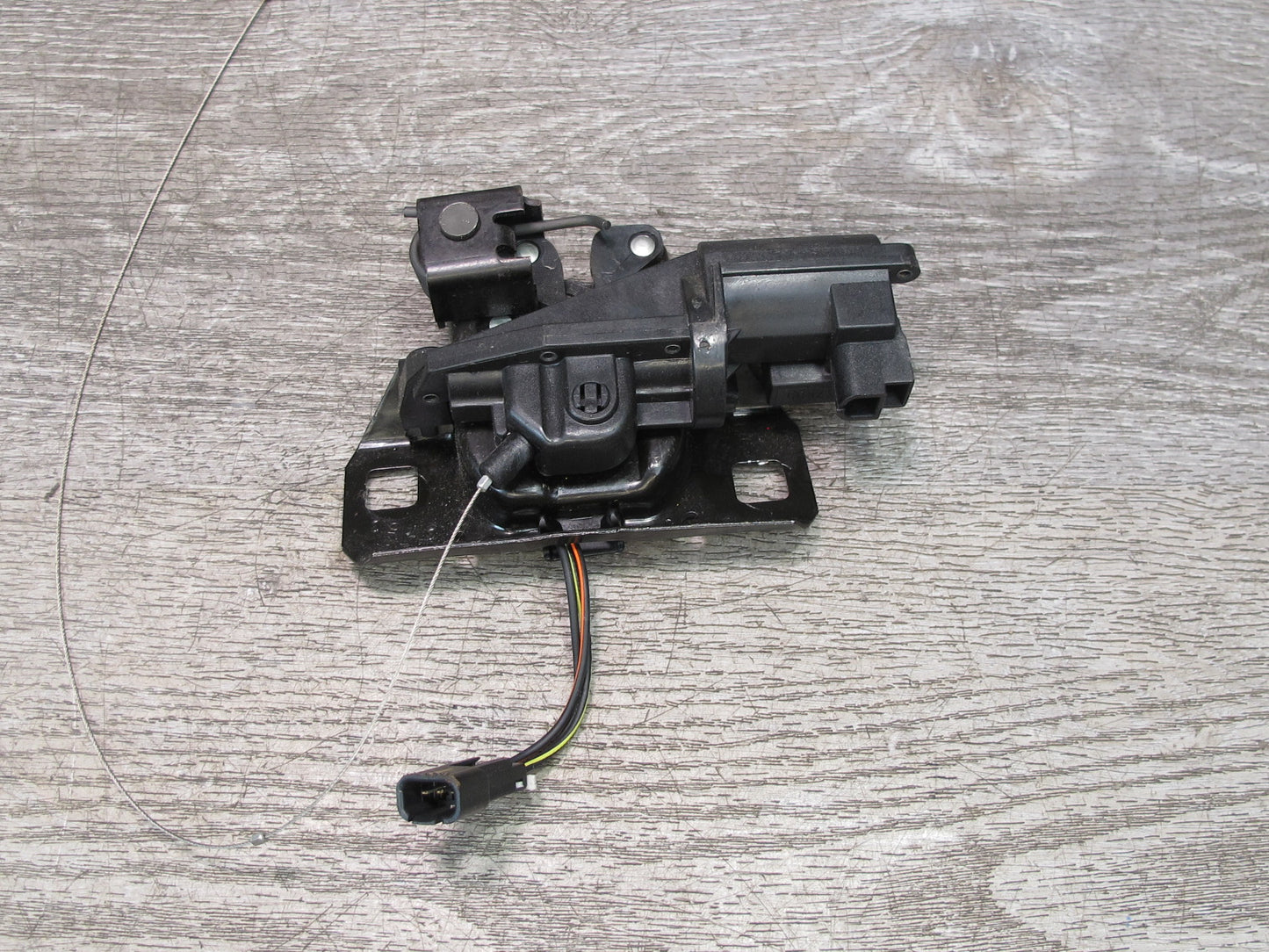 97-04 Chevrolet Corvette C5 Coupe Set of 2 Rear Trunk Hatch Lock Latch OEM