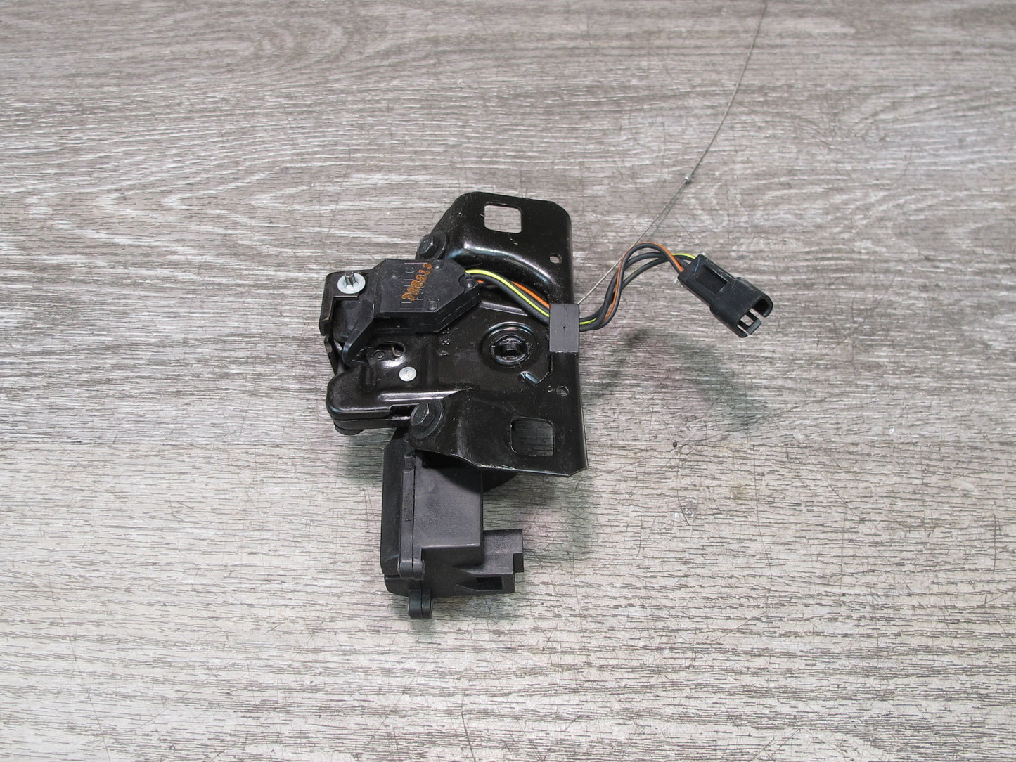 97-04 Chevrolet Corvette C5 Coupe Set of 2 Rear Trunk Hatch Lock Latch OEM
