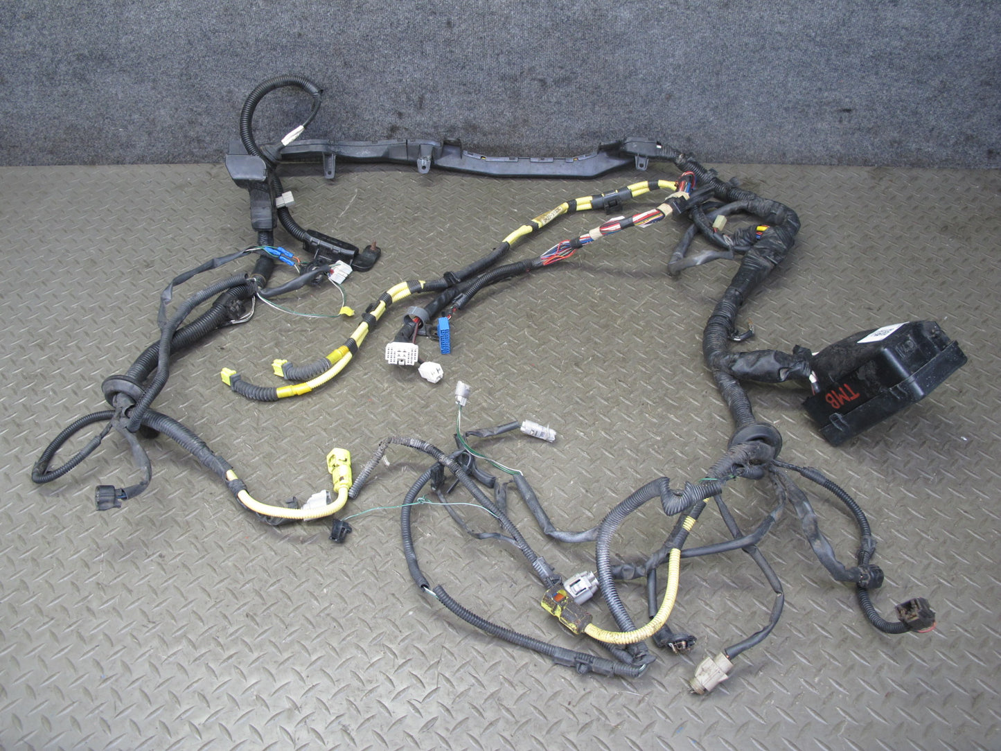 91-93 Toyota SW21L MR2 2.2L 5SFE Front Trunk Wire Wiring Harness Fuse Box OEM
