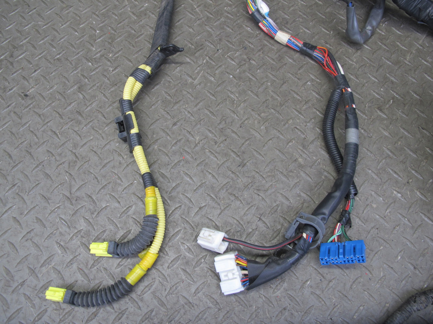 91-93 Toyota SW21L MR2 2.2L 5SFE Front Trunk Wire Wiring Harness Fuse Box OEM