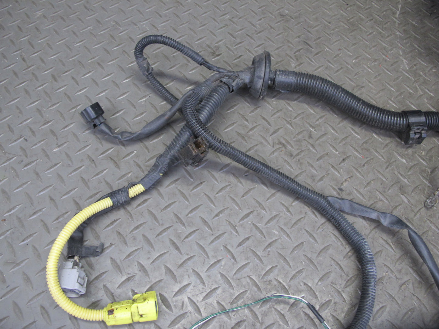 91-93 Toyota SW21L MR2 2.2L 5SFE Front Trunk Wire Wiring Harness Fuse Box OEM