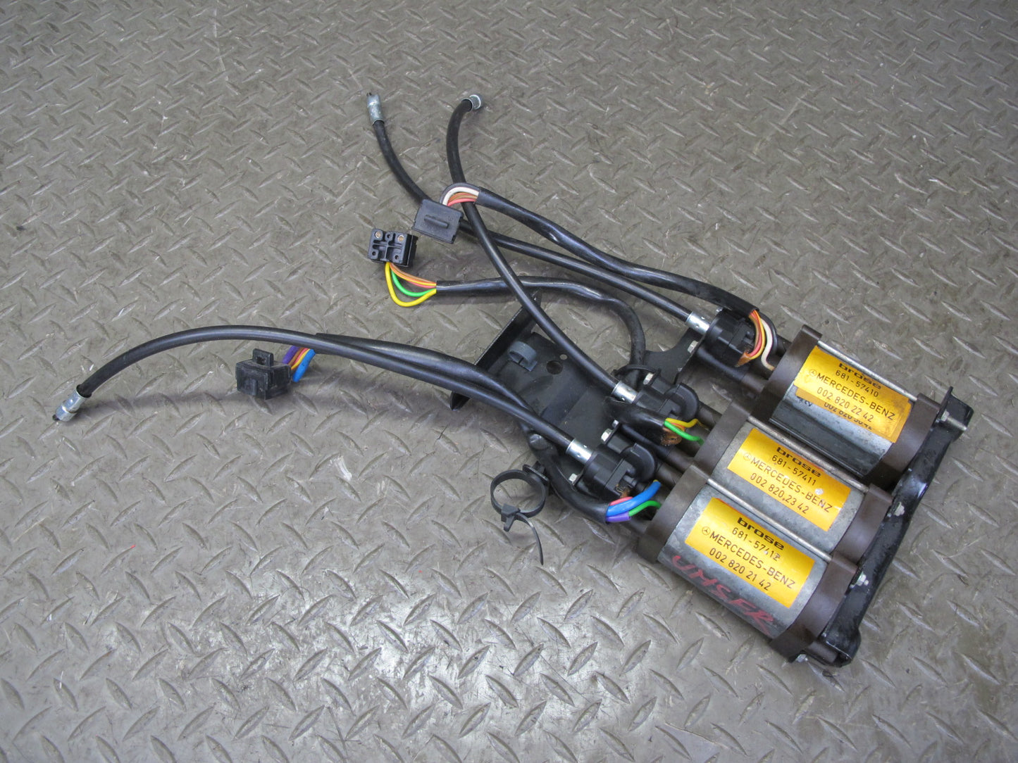 86-91 Mercedes W126 Set of 3 Front Right Seat Adjust Motor OEM