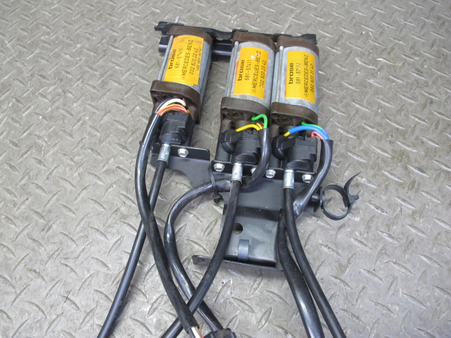 86-91 Mercedes W126 Set of 3 Front Right Seat Adjust Motor OEM
