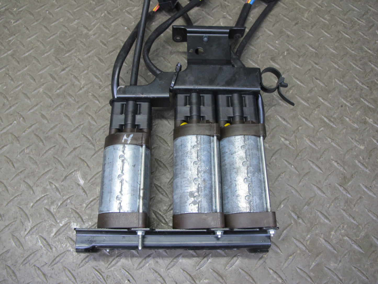 86-91 Mercedes W126 Set of 3 Front Right Seat Adjust Motor OEM