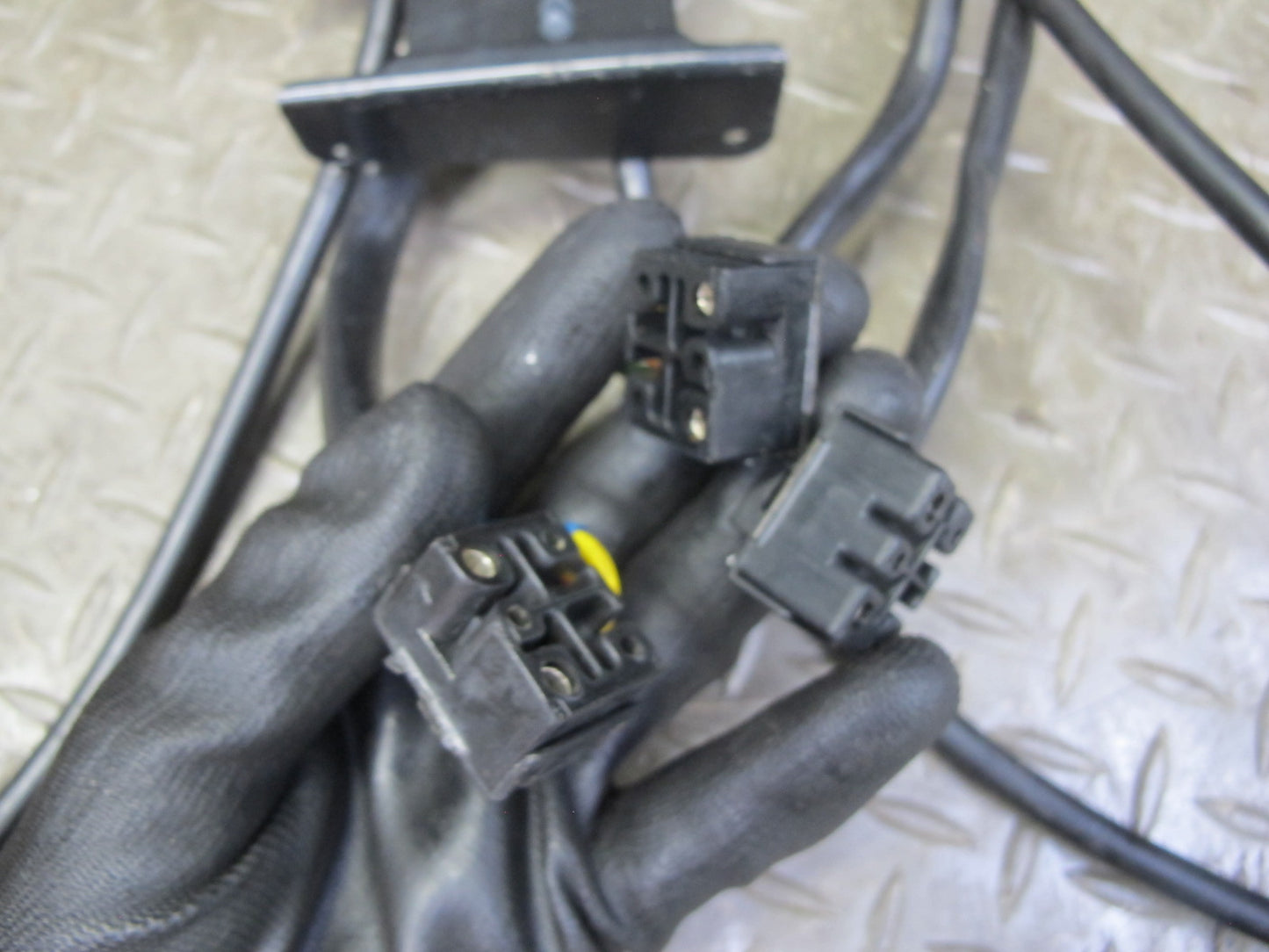 86-91 Mercedes W126 Set of 3 Front Right Seat Adjust Motor OEM