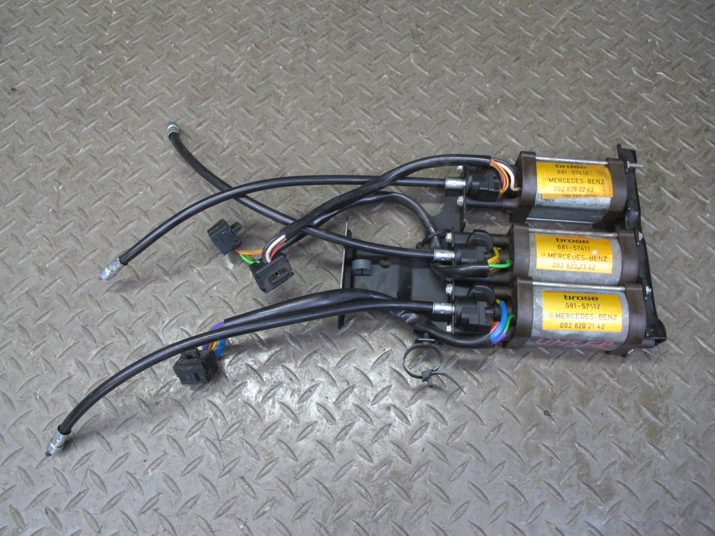 86-91 Mercedes W126 Set of 3 Front Right Seat Adjust Motor OEM