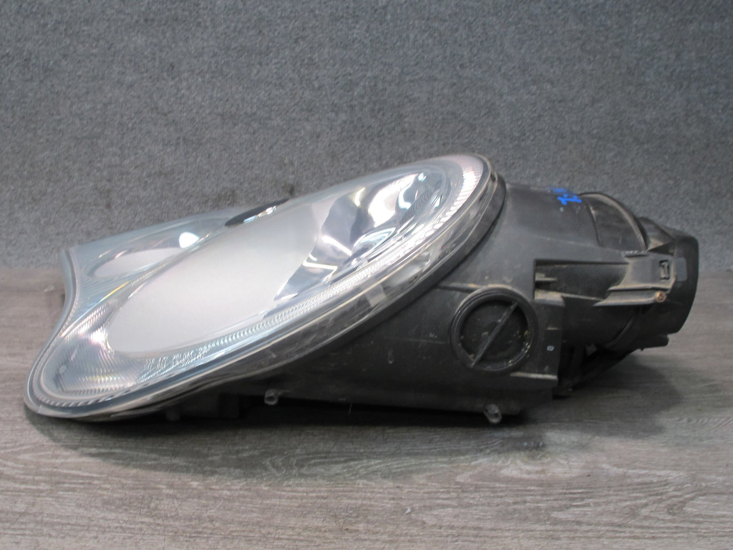 2002-2005 Porsche 911 996 Front Left Driver Side Xenon Headlight Lamp