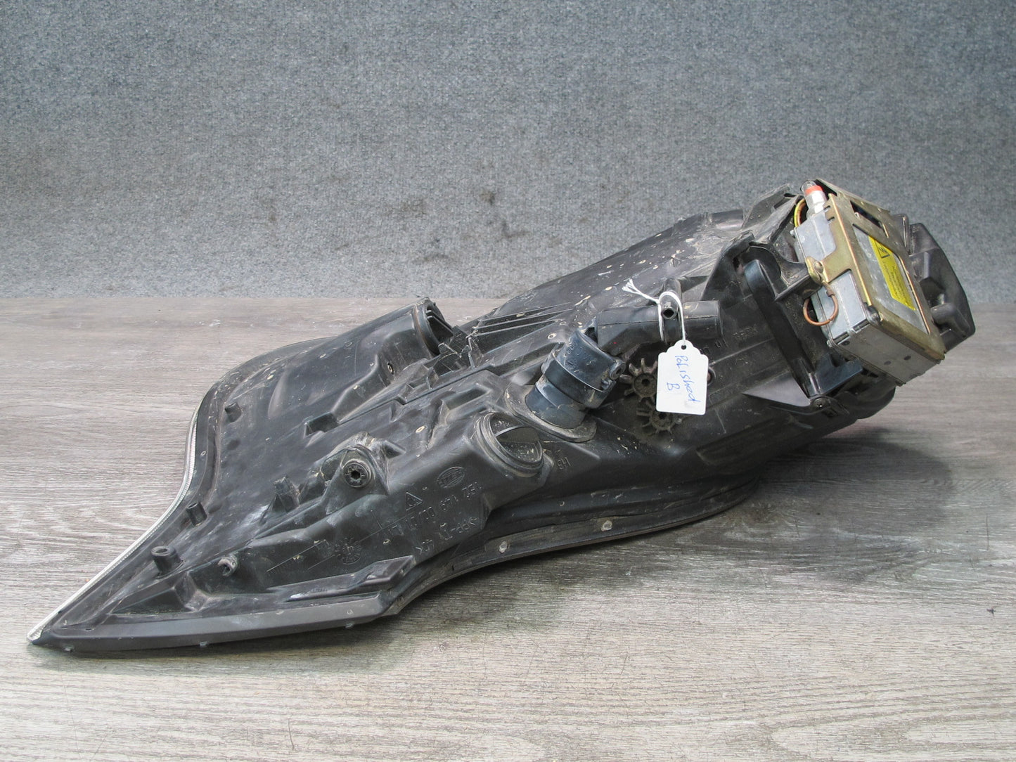 2002-2005 Porsche 911 996 Front Left Driver Side Xenon Headlight Lamp