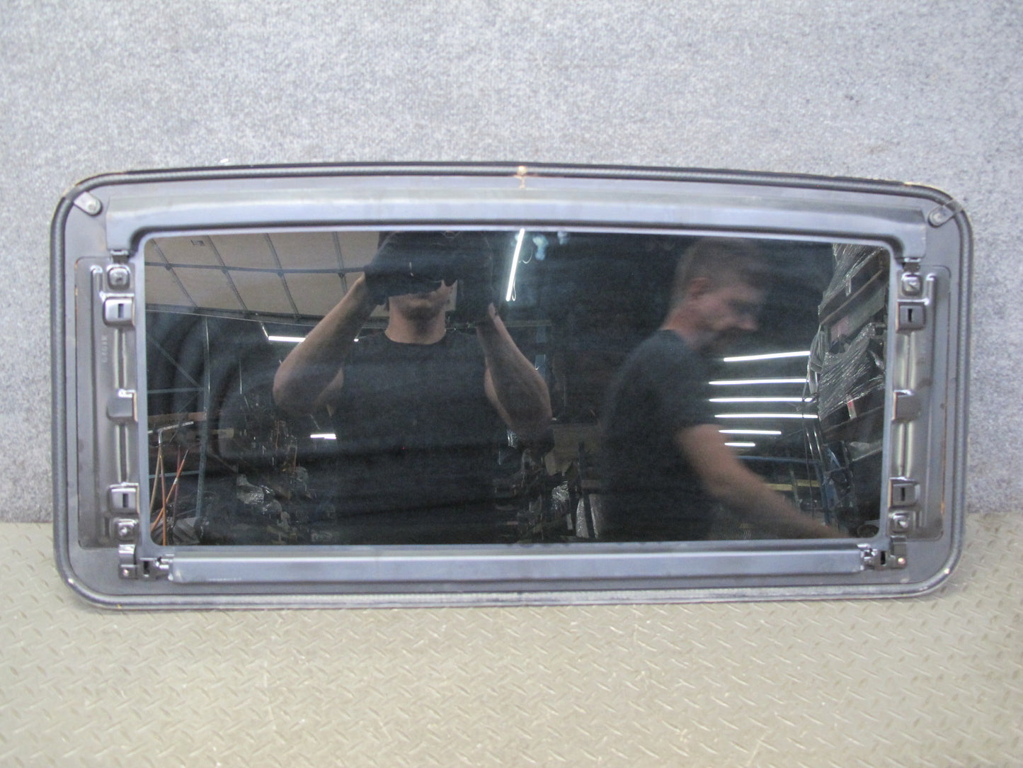 2000-2002 Lexus J100 LX470 Front Sunroof Moonroof Glass Window