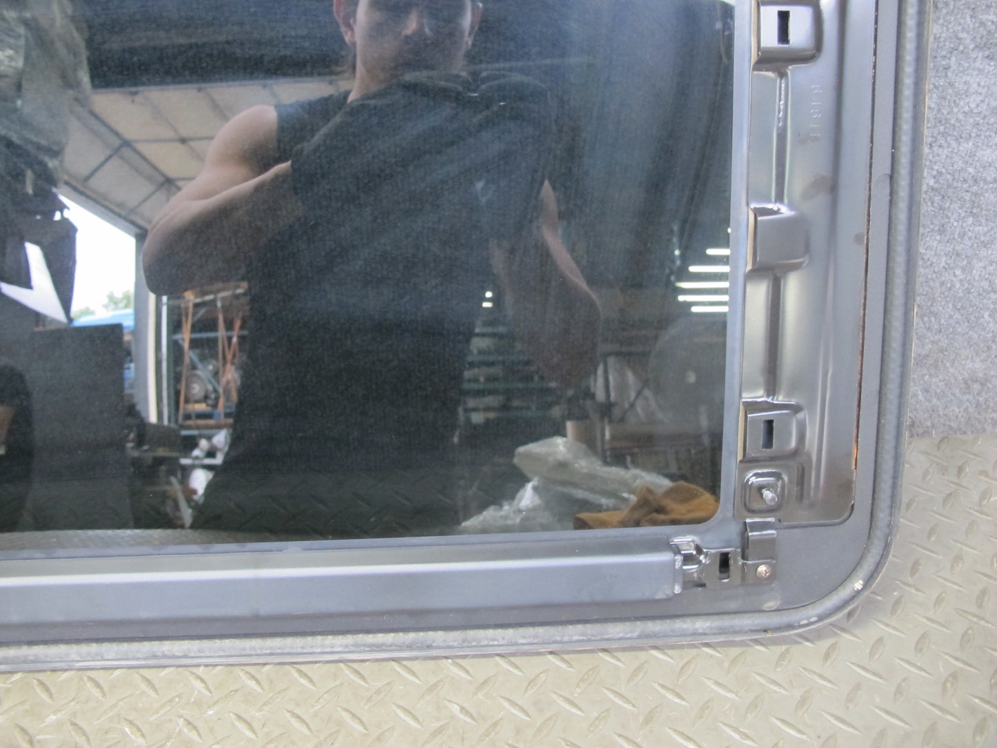 2000-2002 Lexus J100 LX470 Front Sunroof Moonroof Glass Window