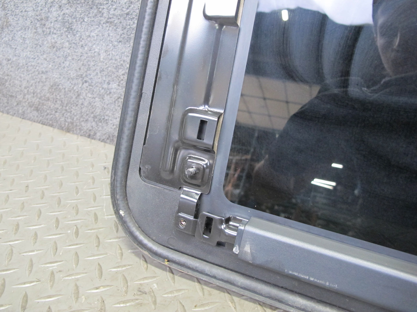 2000-2002 Lexus J100 LX470 Front Sunroof Moonroof Glass Window