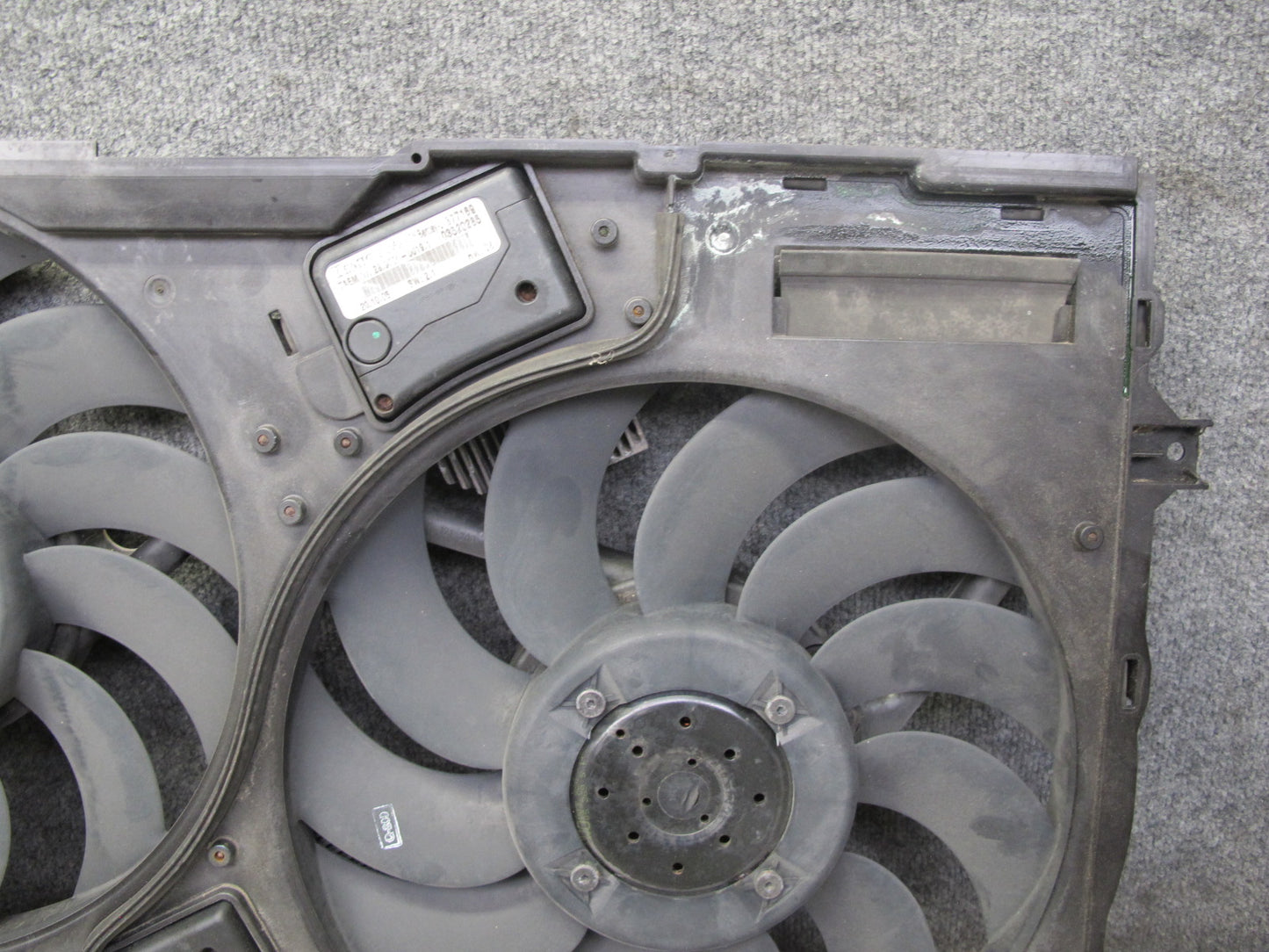 03-10 Bentley Continental GTC GT Flying Spur 6.0 Engine Cooling Fan Motor Shroud