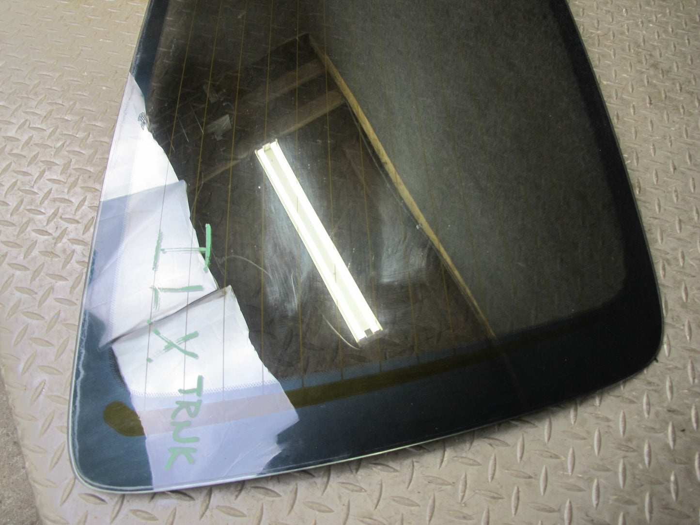 1998-2001 Lexus J100 LX470 Rear Tail Gate Trunk Glass Window