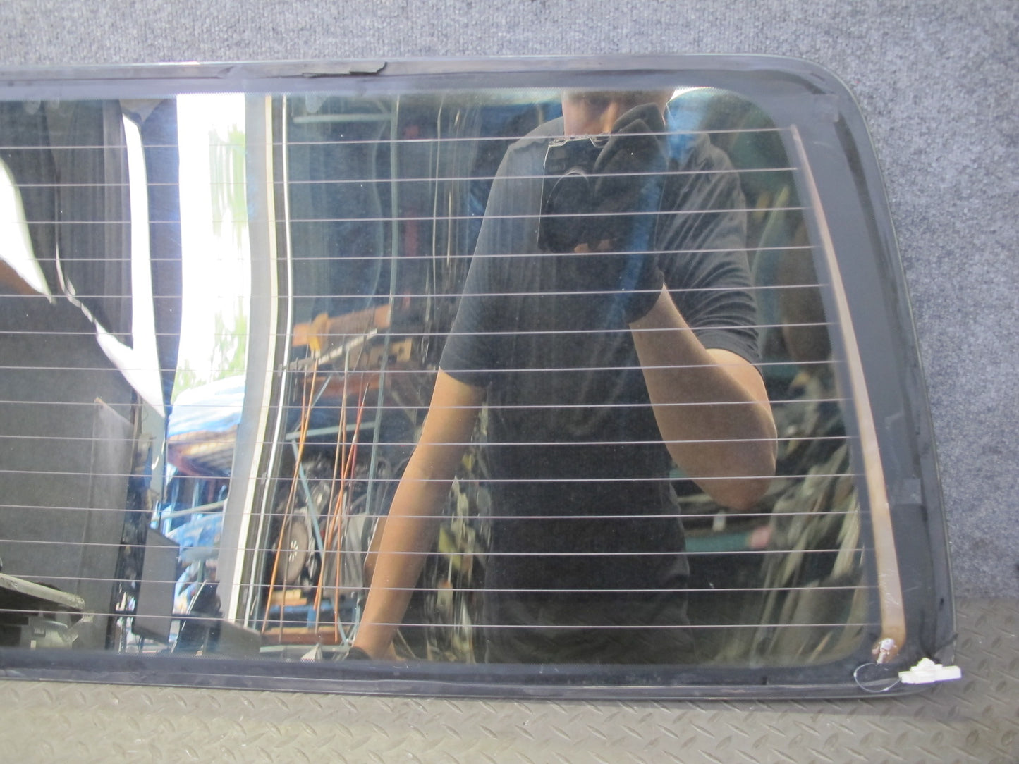 1998-2001 Lexus J100 LX470 Rear Tail Gate Trunk Glass Window