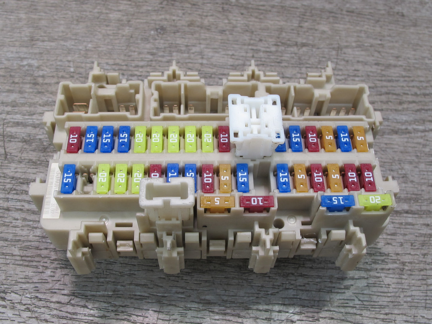 2013-2017 Infiniti JX35 QX60 Dash Cabin Fuse Relay Box Module