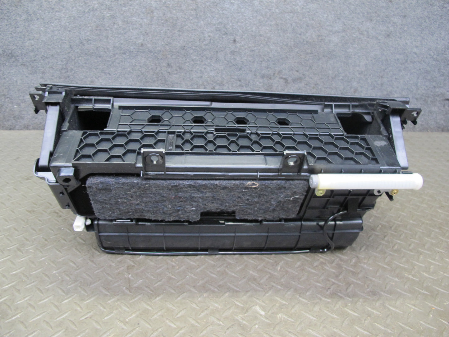 04-06 Lexus UCF30L LS430 Dash Glove Box Compartment Storage Black OEM