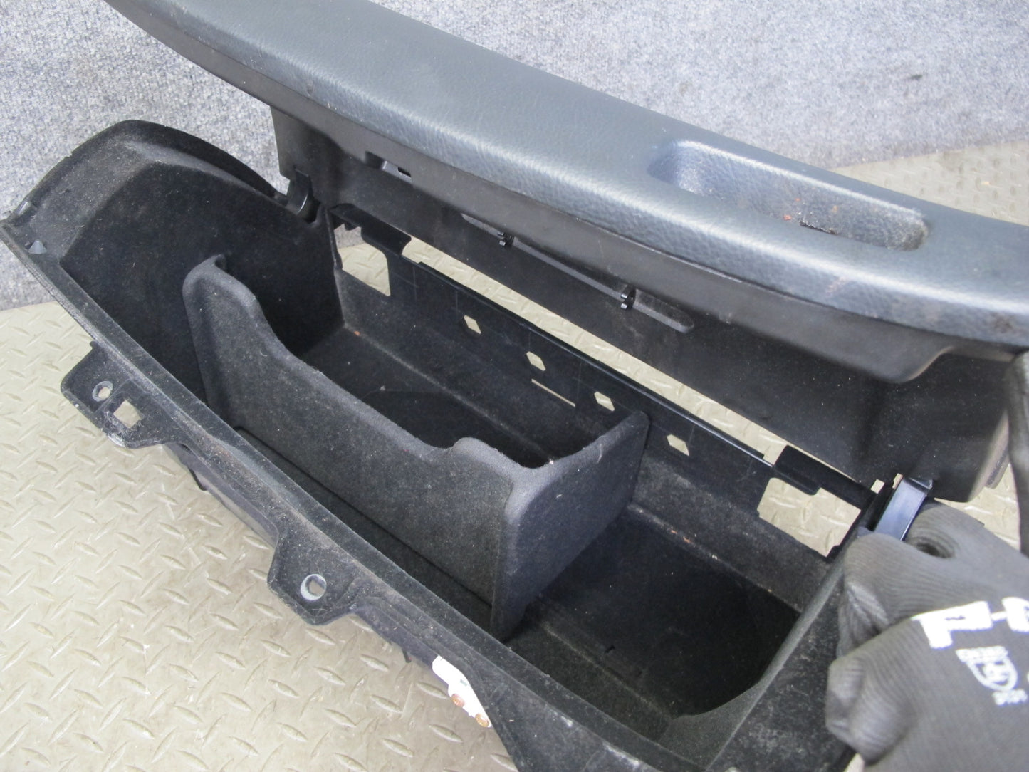 04-06 Lexus UCF30L LS430 Dash Glove Box Compartment Storage Black OEM