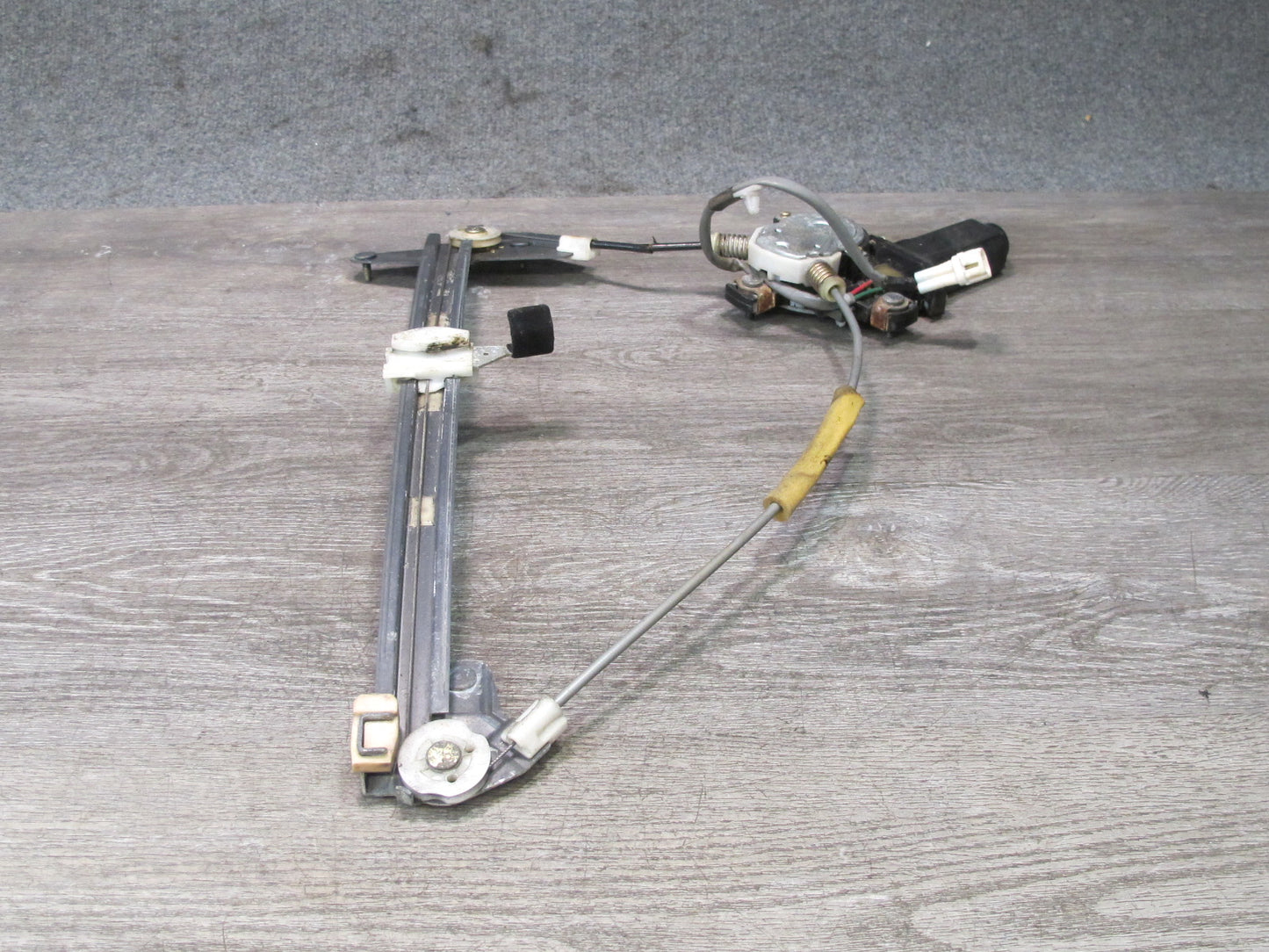 95-00 Lexus JZZ31L SC400 SC300 Right Passenger Door Window Regulator w Motor OEM