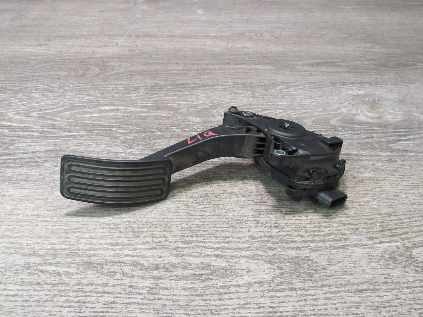 2014-2020 Infiniti QX60 Gas Acceleration Pedal 18002-3JA3B