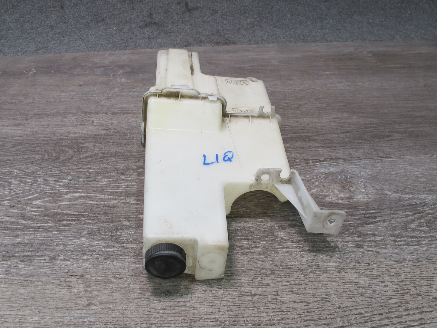 2013-2020 Infiniti JX35 QX60 Engine Coolant Expansion Overflow Reservoir Tank