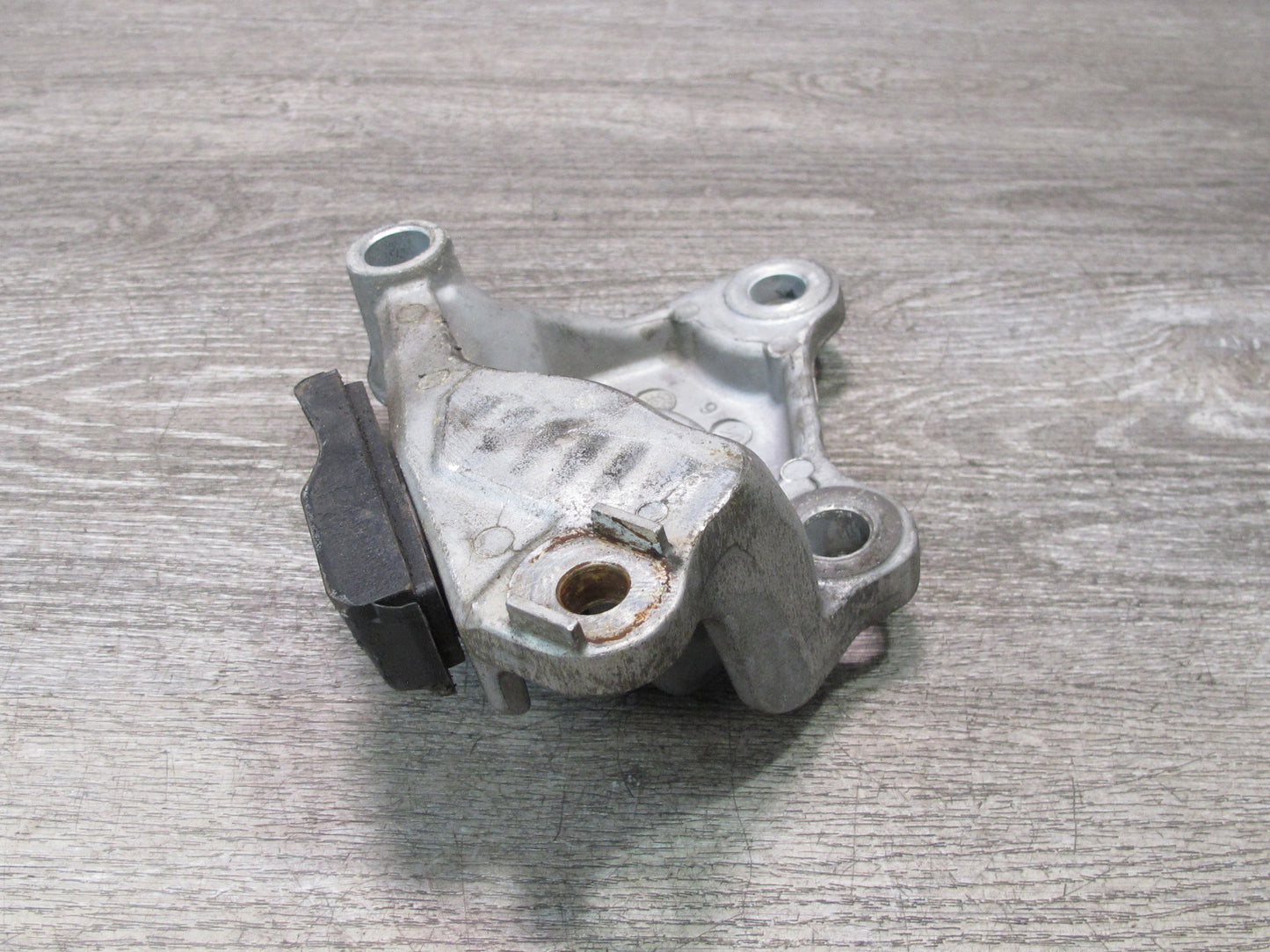 14-17 Infiniti QX60 2.5L Hybrid Engine Motor Right Mount Support