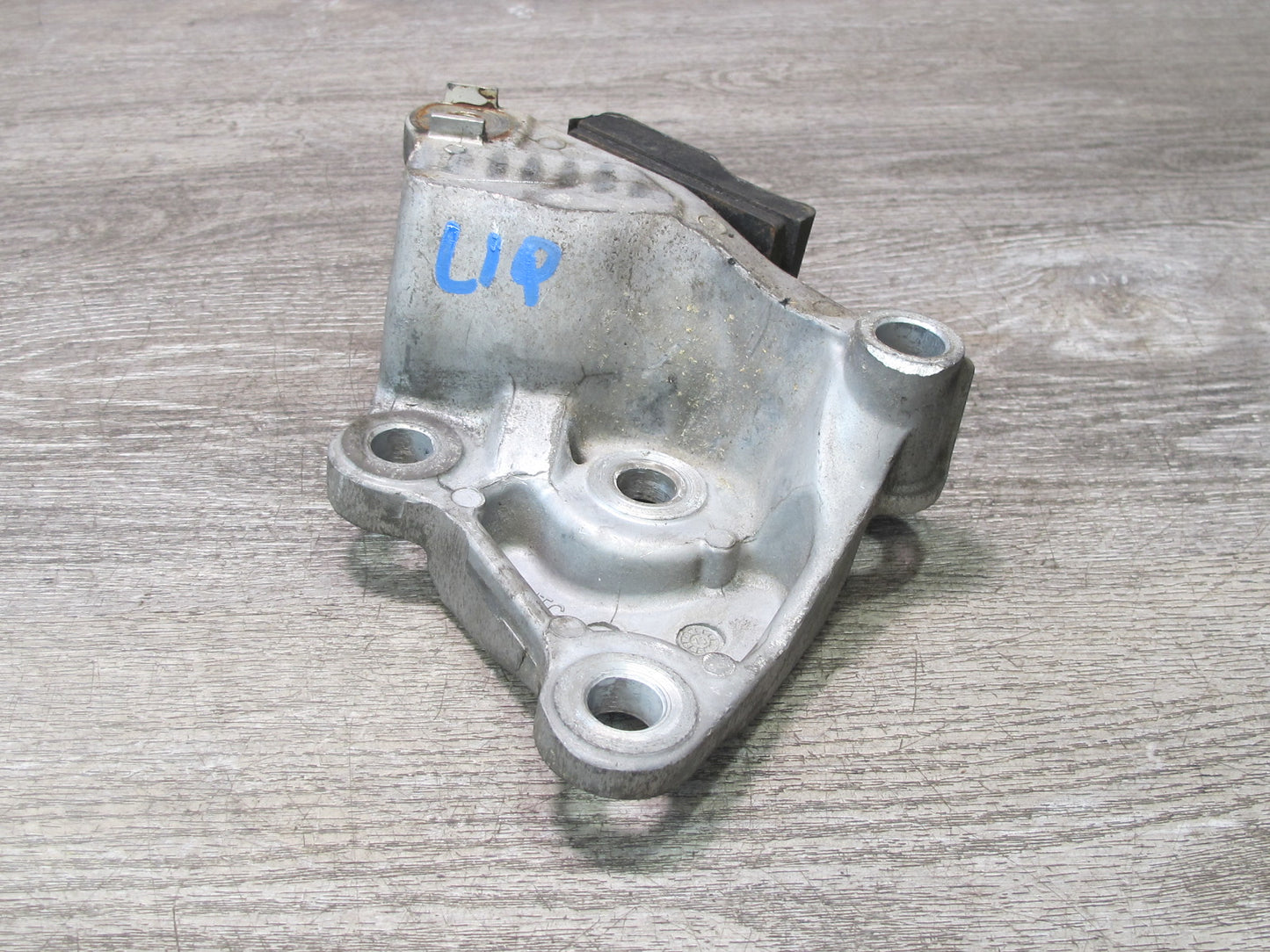 14-17 Infiniti QX60 2.5L Hybrid Engine Motor Right Mount Support