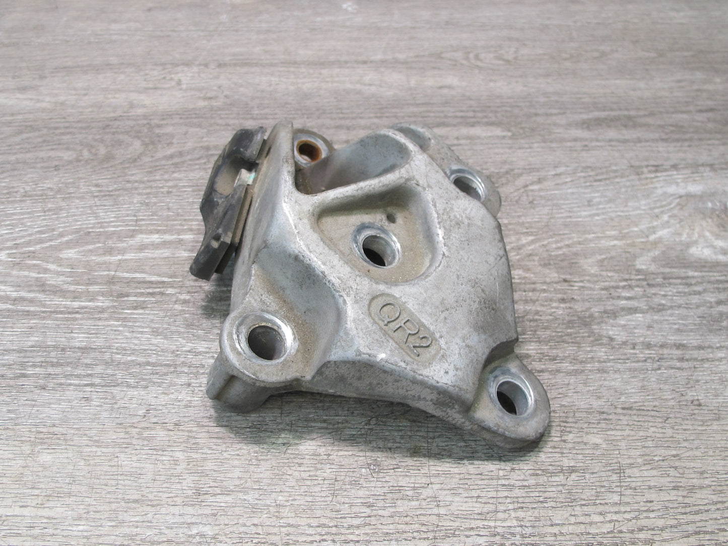 14-17 Infiniti QX60 2.5L Hybrid Engine Motor Right Mount Support