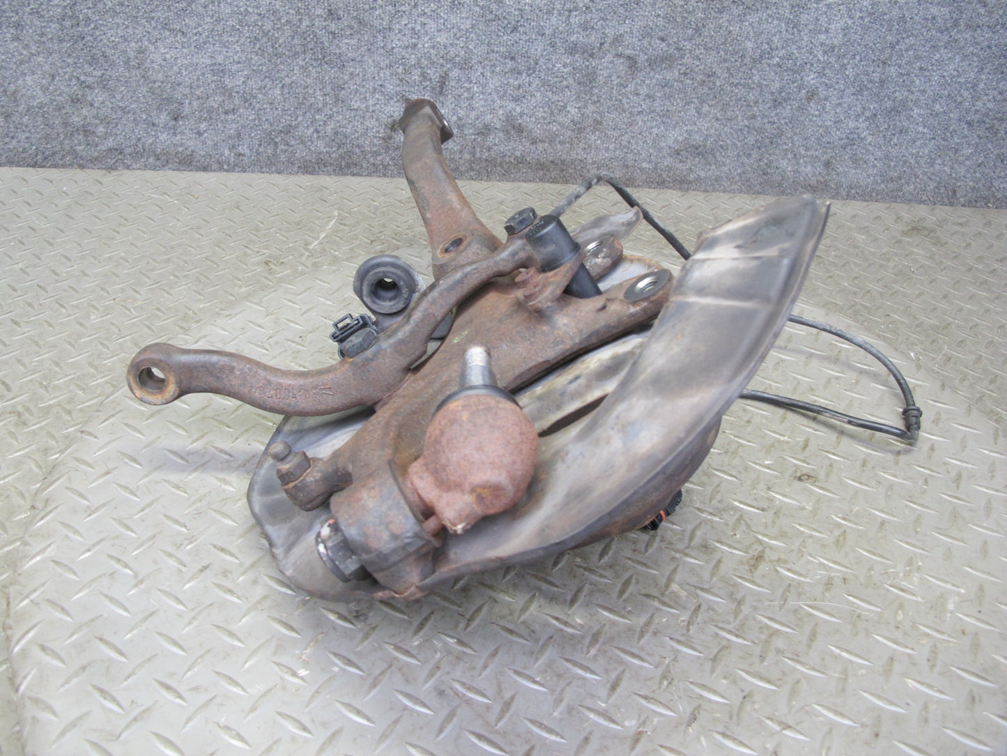 96-99 Mercedes W140 C140 RWD Front Left Spindle Knuckle Wheel Hub Bearing OEM