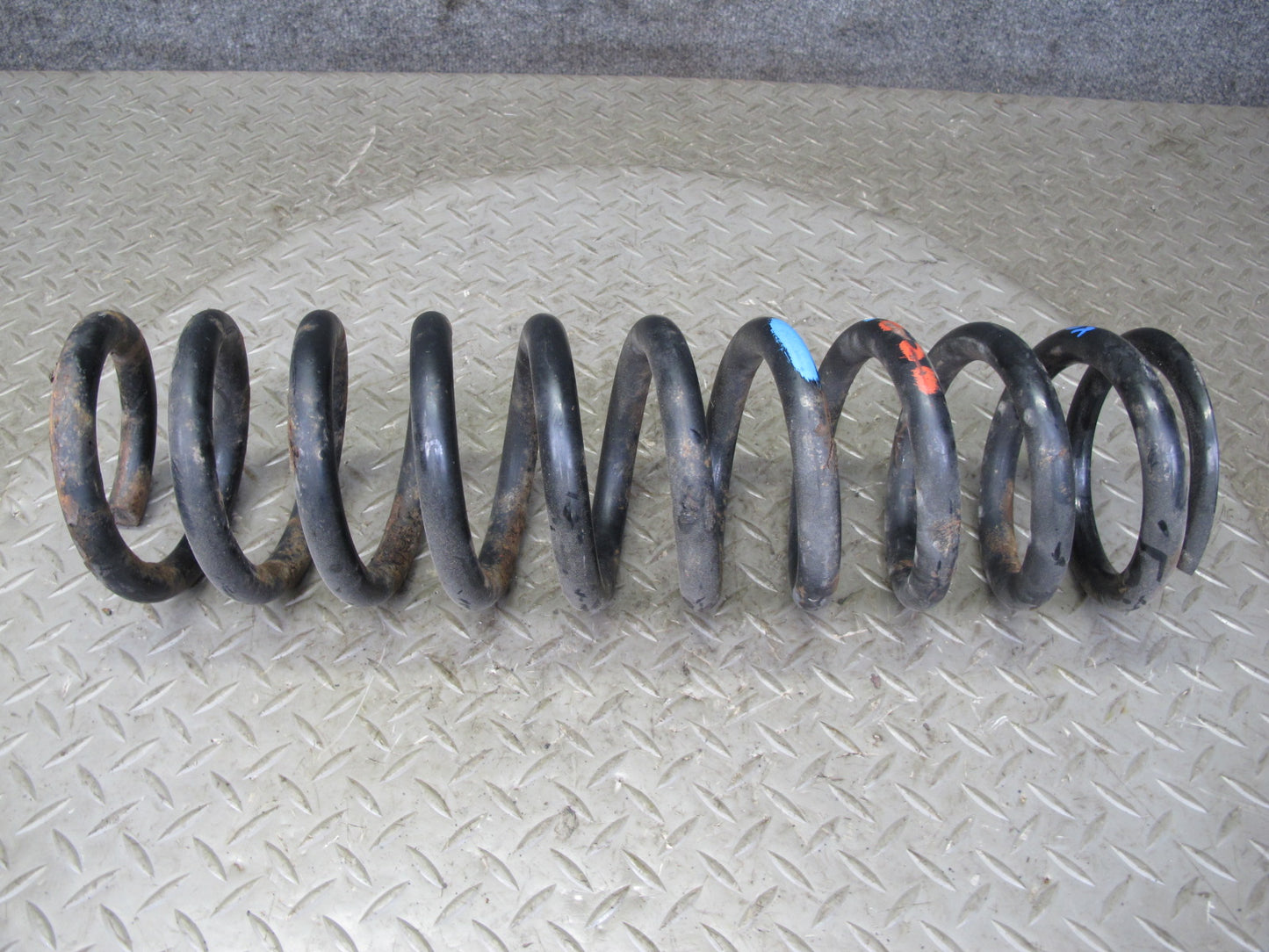 96-99 Mercedes W140 C140 CL600 Set of 2 Front Left & Right Coil Spring OEM