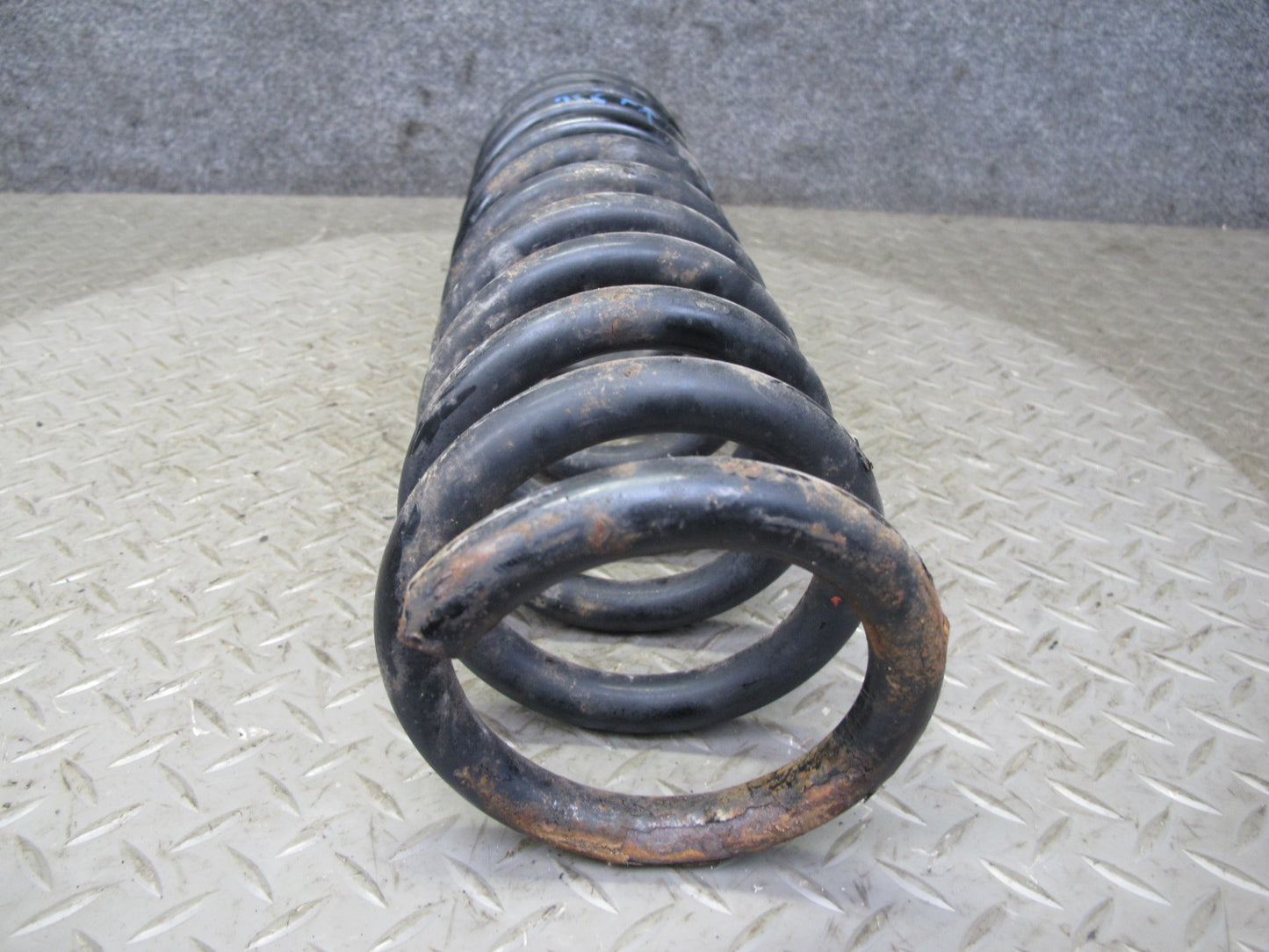 96-99 Mercedes W140 C140 CL600 Set of 2 Front Left & Right Coil Spring OEM