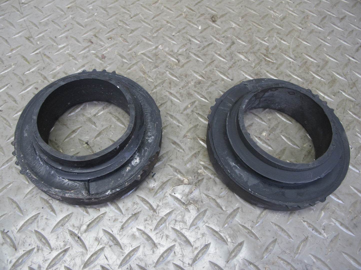 96-99 Mercedes W140 C140 CL600 Set of 2 Front Left & Right Coil Spring OEM