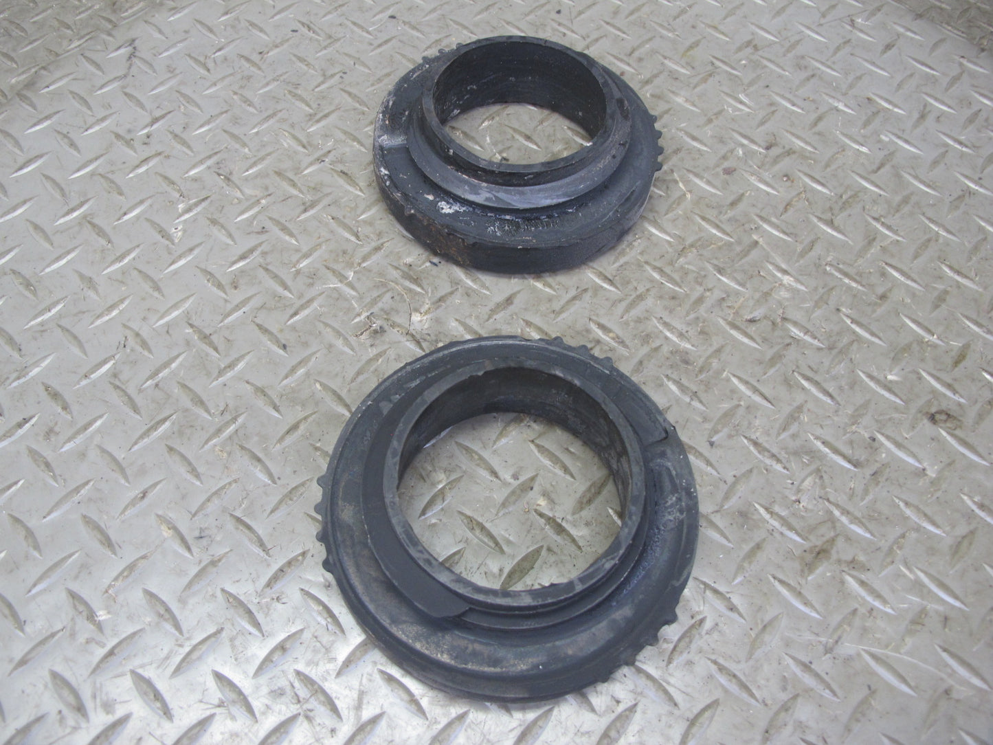 96-99 Mercedes W140 C140 CL600 Set of 2 Front Left & Right Coil Spring OEM