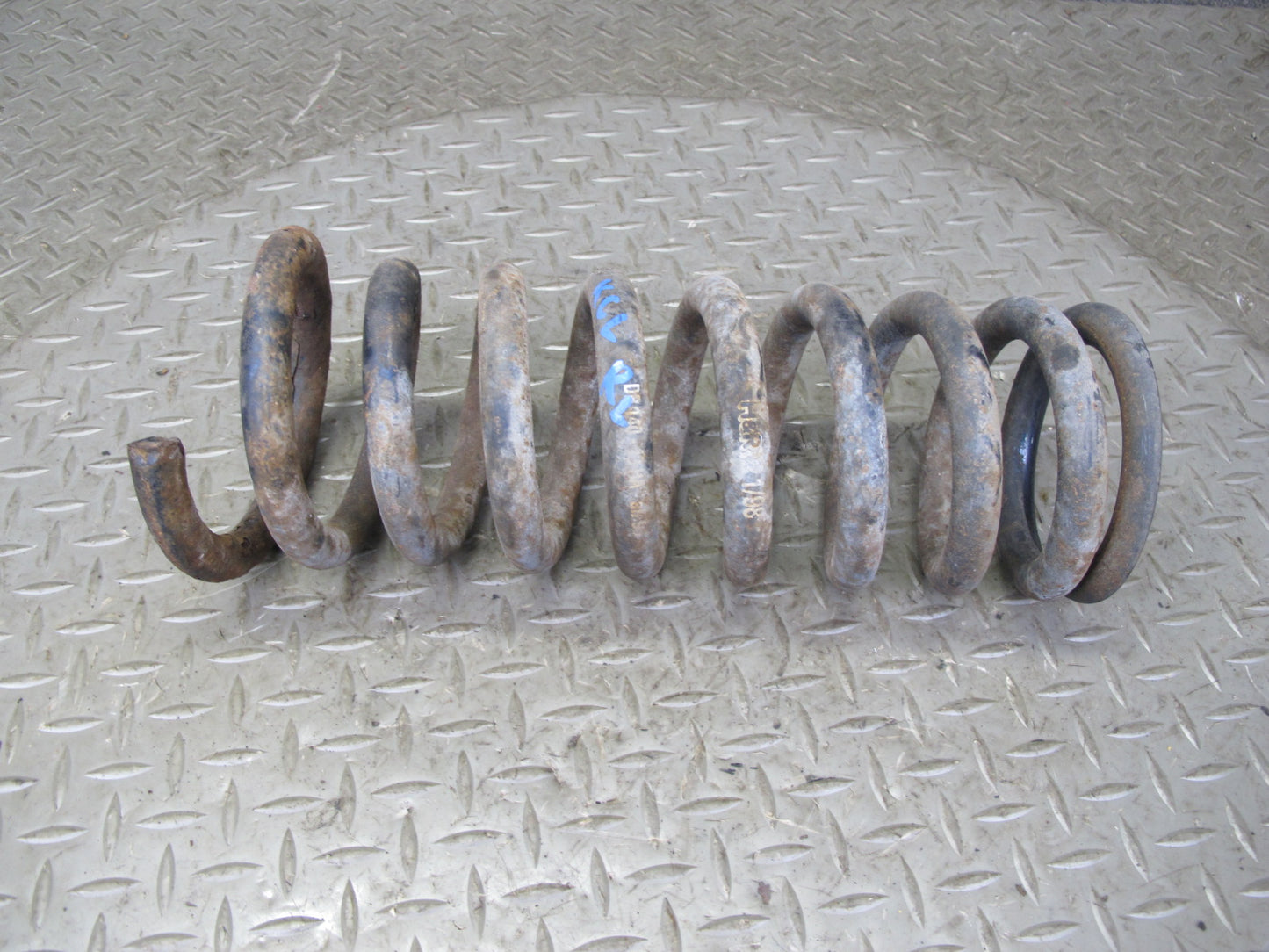 96-99 Mercedes W140 C140 CL600 Coupe Set of 2 Rear Left & Right Coil Spring OEM