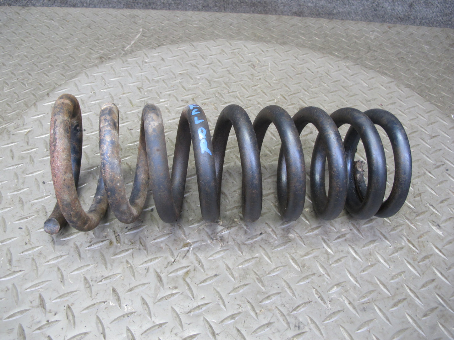 96-99 Mercedes W140 C140 CL600 Coupe Set of 2 Rear Left & Right Coil Spring OEM