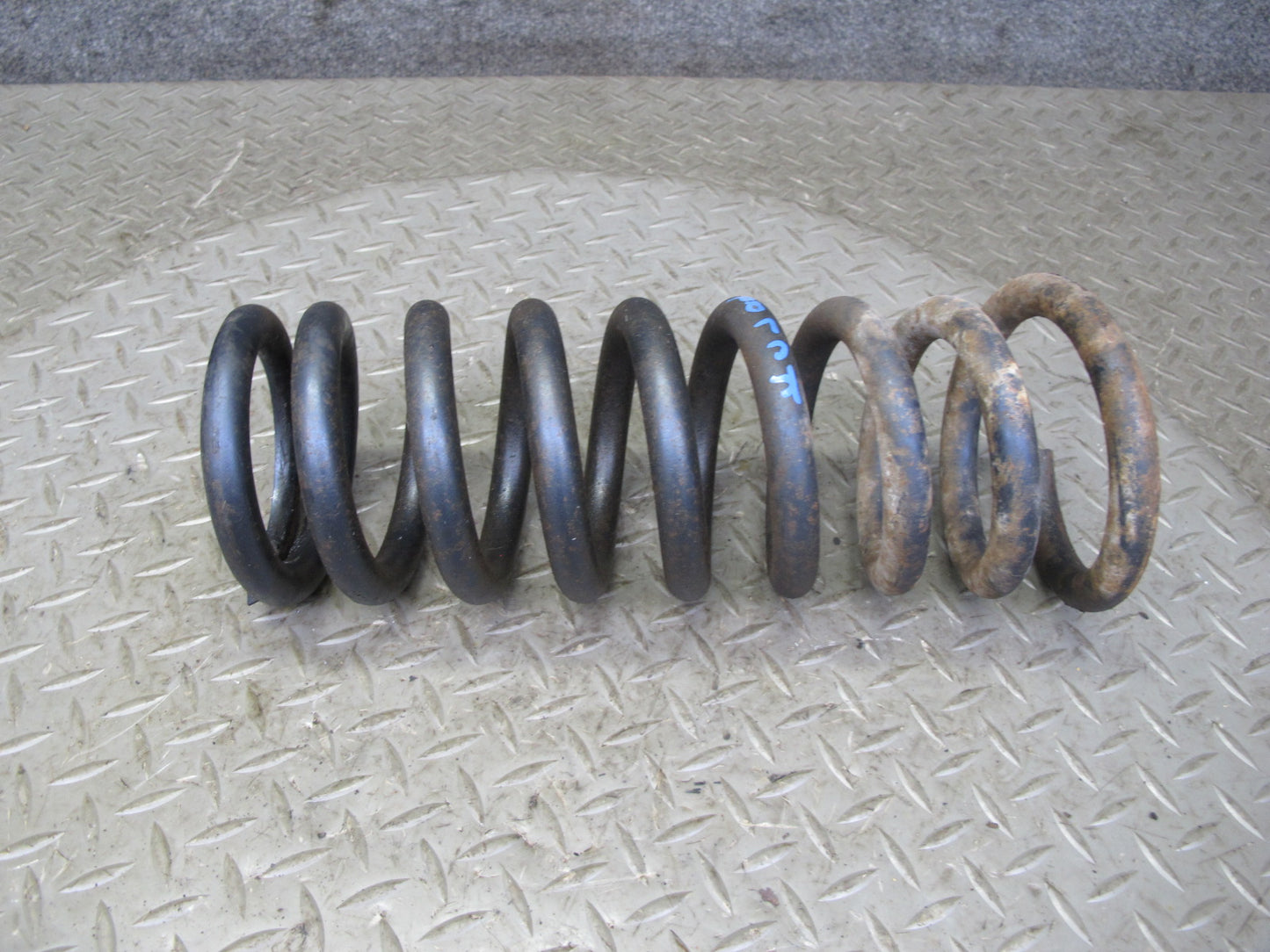 96-99 Mercedes W140 C140 CL600 Coupe Set of 2 Rear Left & Right Coil Spring OEM