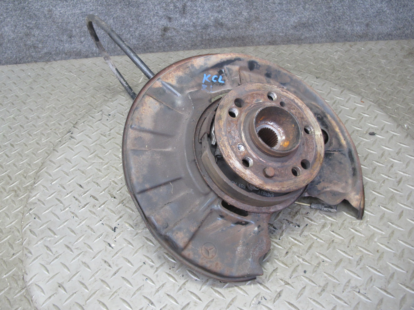96-99 Mercedes W140 C140 RWD Rear Left Spindle Knuckle Wheel Hub Bearing OEM