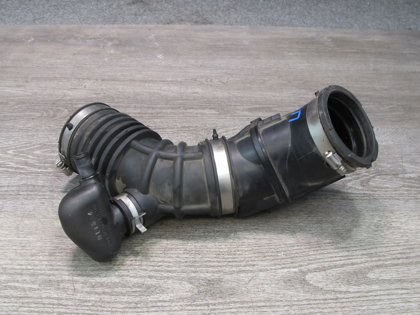 2014-2017 Infiniti QX60 2.5L Hybrid Air Intake Cleaner Duct Hose Resonator